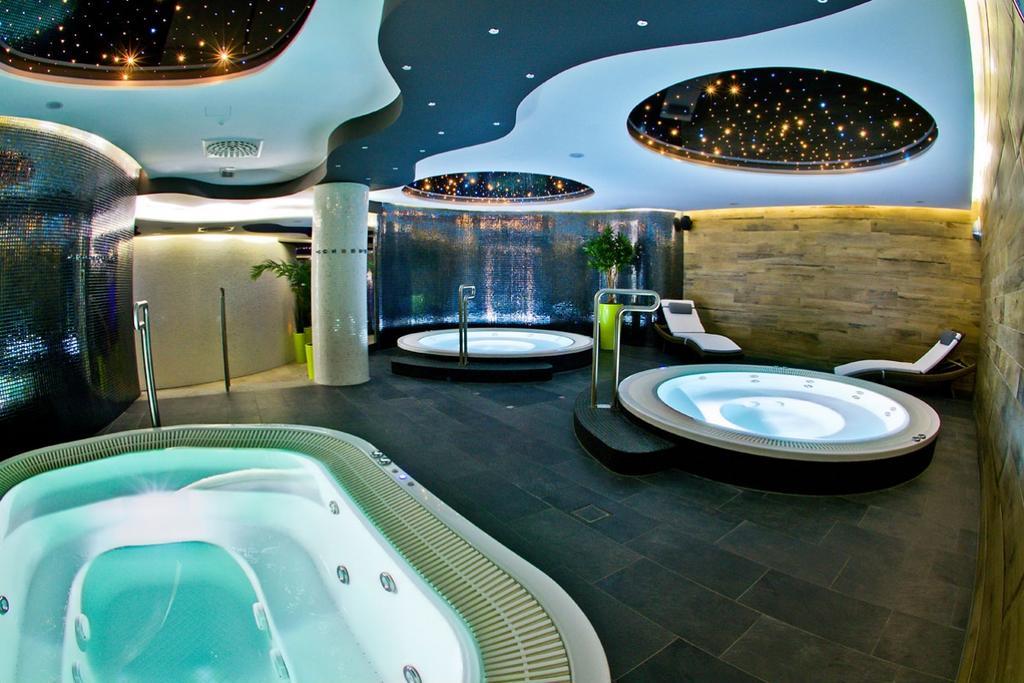 Jasna Sporthotel & Spa 格利维采 外观 照片